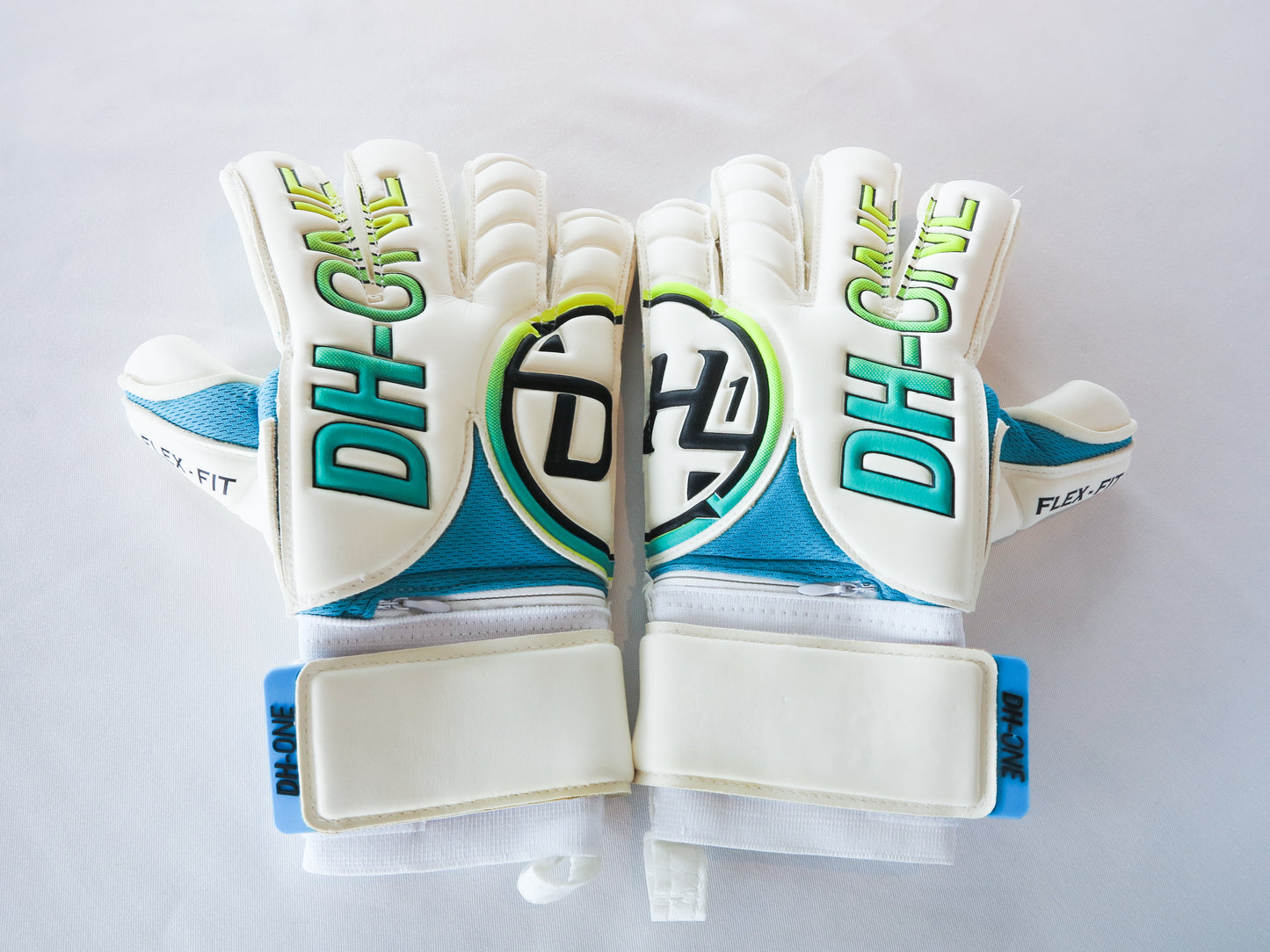 DH-One Retro Hybrid
