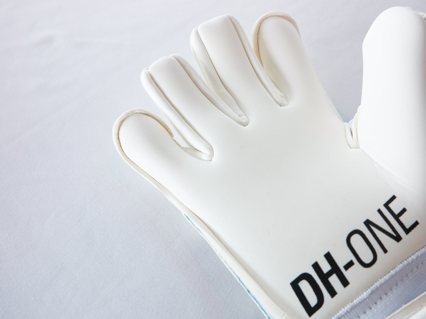 DH-One Retro Hybrid