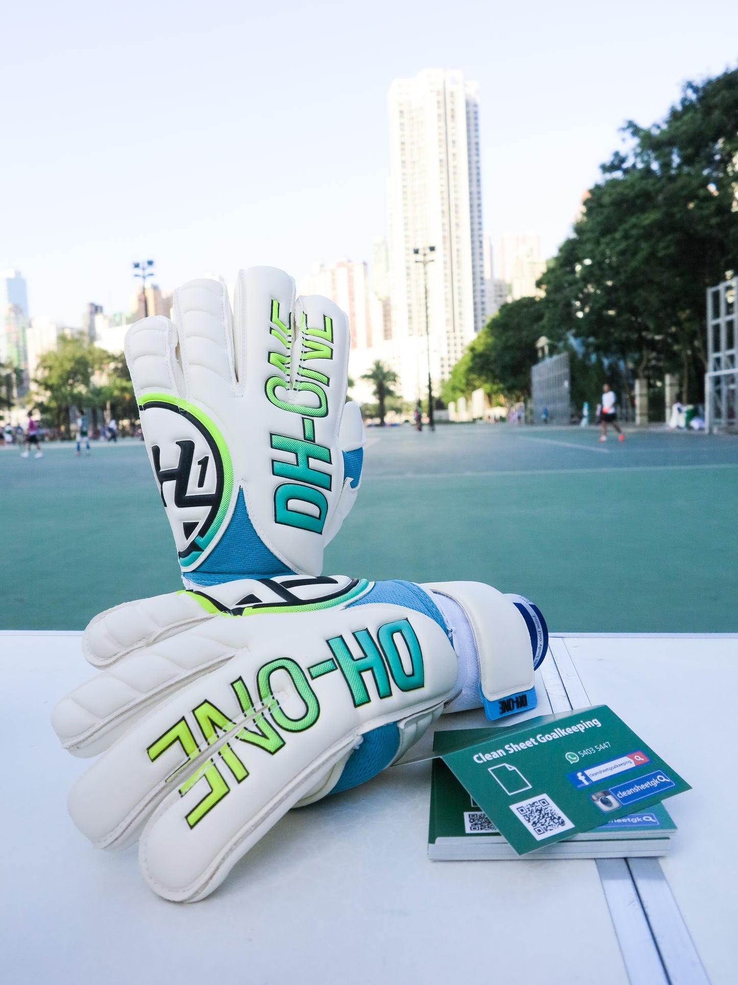 DH-One Retro Hybrid
